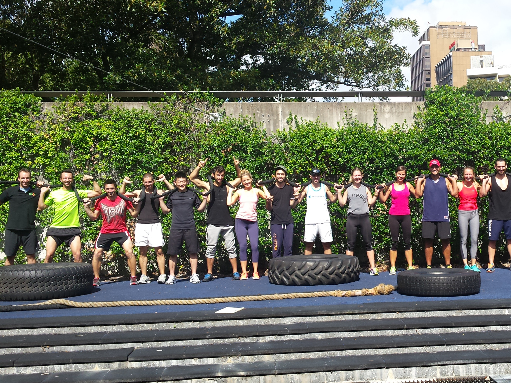 58b1e4dc8e__ACSF photo of Sydney fitness students outdoor exercising.jpg