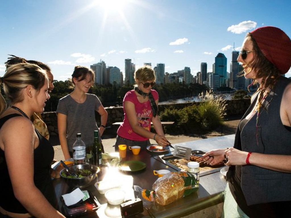 58b3286c4e__Lexis photo of BBQ Brisbane Kangaroo point (www).jpg